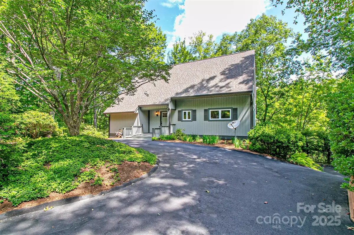 Brevard, NC 28712,263 Ugedaliyvi CT