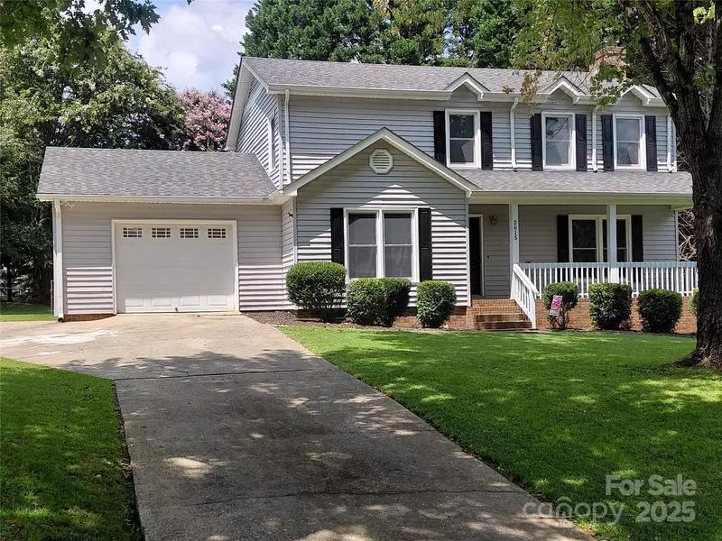 2615 Bayberry CT, Gastonia, NC 28056