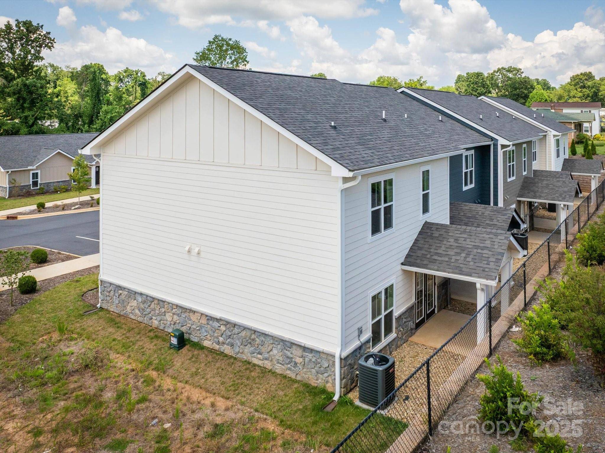 Morganton, NC 28655,198 Beacon AVE