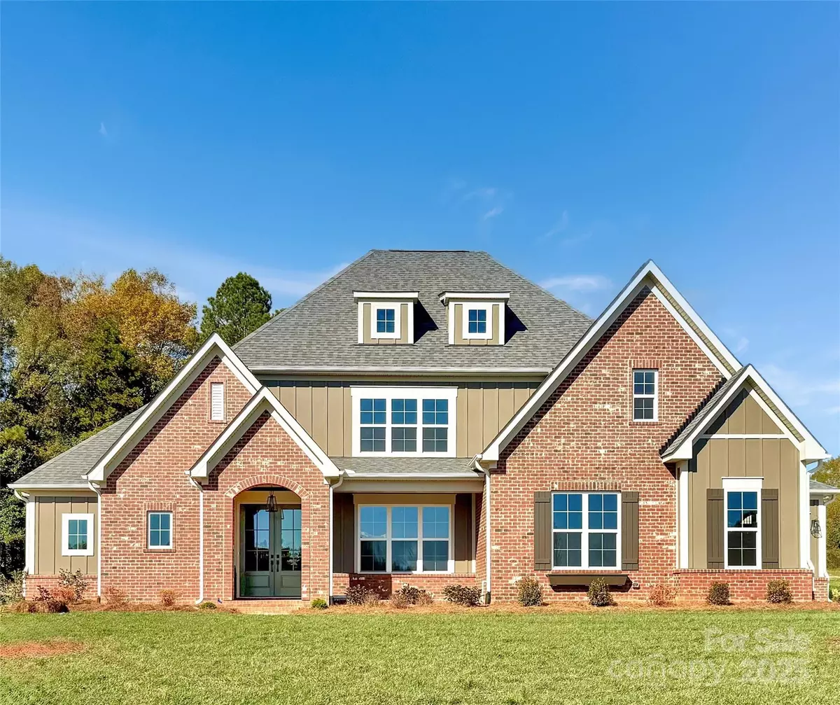 Troutman, NC 28166,133 Crestview LN #15