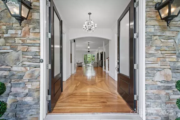 7967 Glen Abbey CIR, Stanley, NC 28164