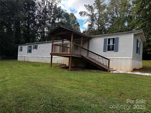 233 Starlight DR, Lincolnton, NC 28092