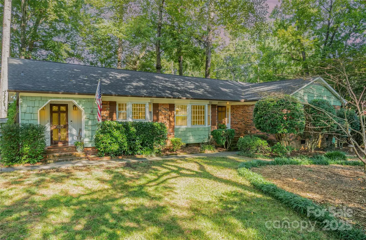 Charlotte, NC 28211,5811 Doncaster DR