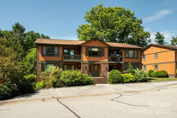 Hendersonville, NC 28791,1751 Haywood Manor RD #B