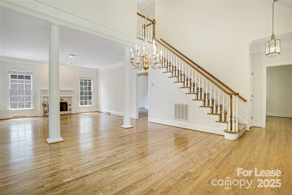 Davidson, NC 28036,112 Mcconnell DR