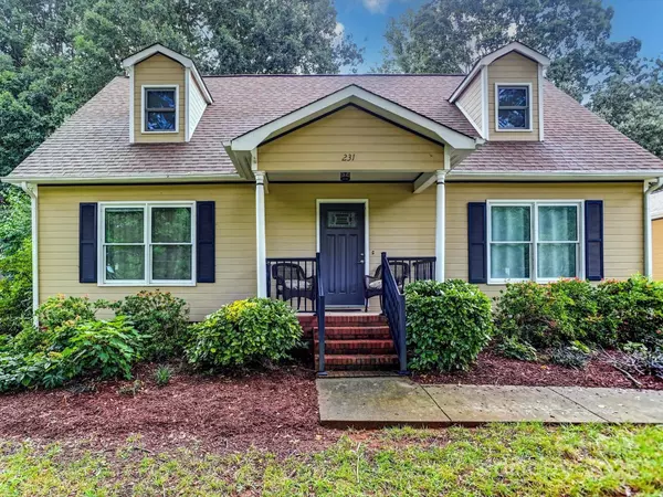 Statesville, NC 28625,231 Castle Creek RD