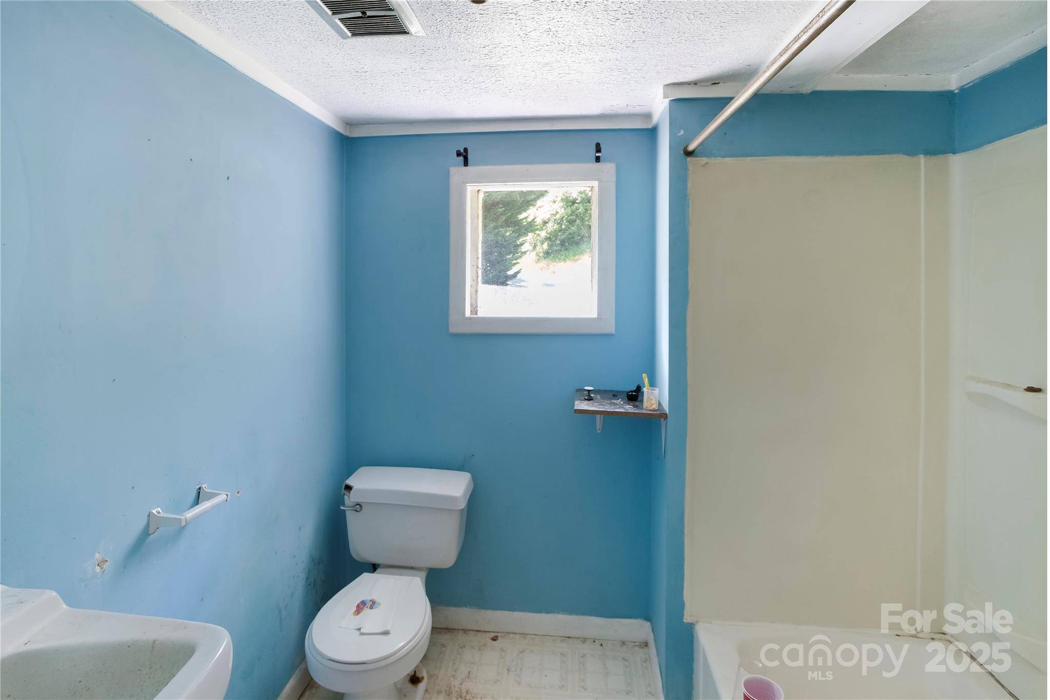 Waynesville, NC 28786,401 Ray ST