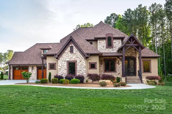 108 Washam RD, Mooresville, NC 28117