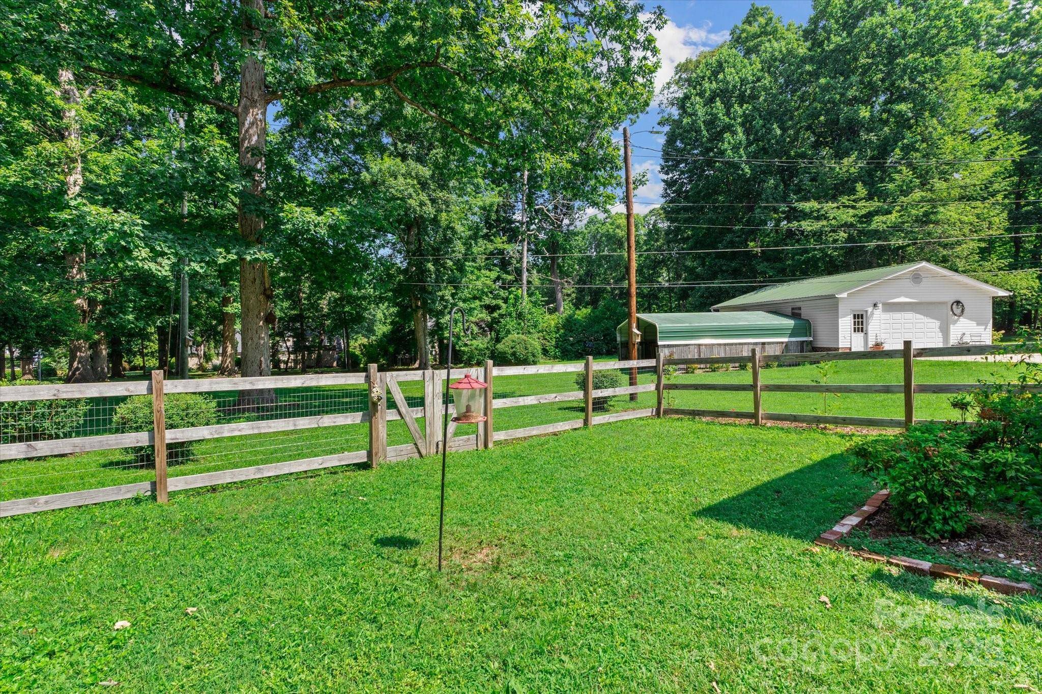 Thomasville, NC 27360,119 Kathland AVE
