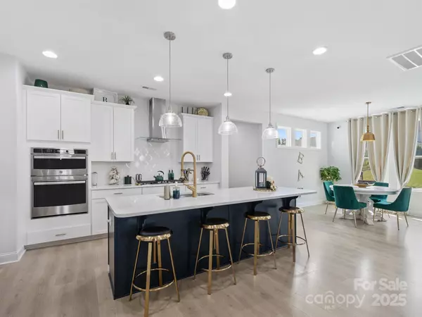 Charlotte, NC 28278,15213 Shallow Ridge RD