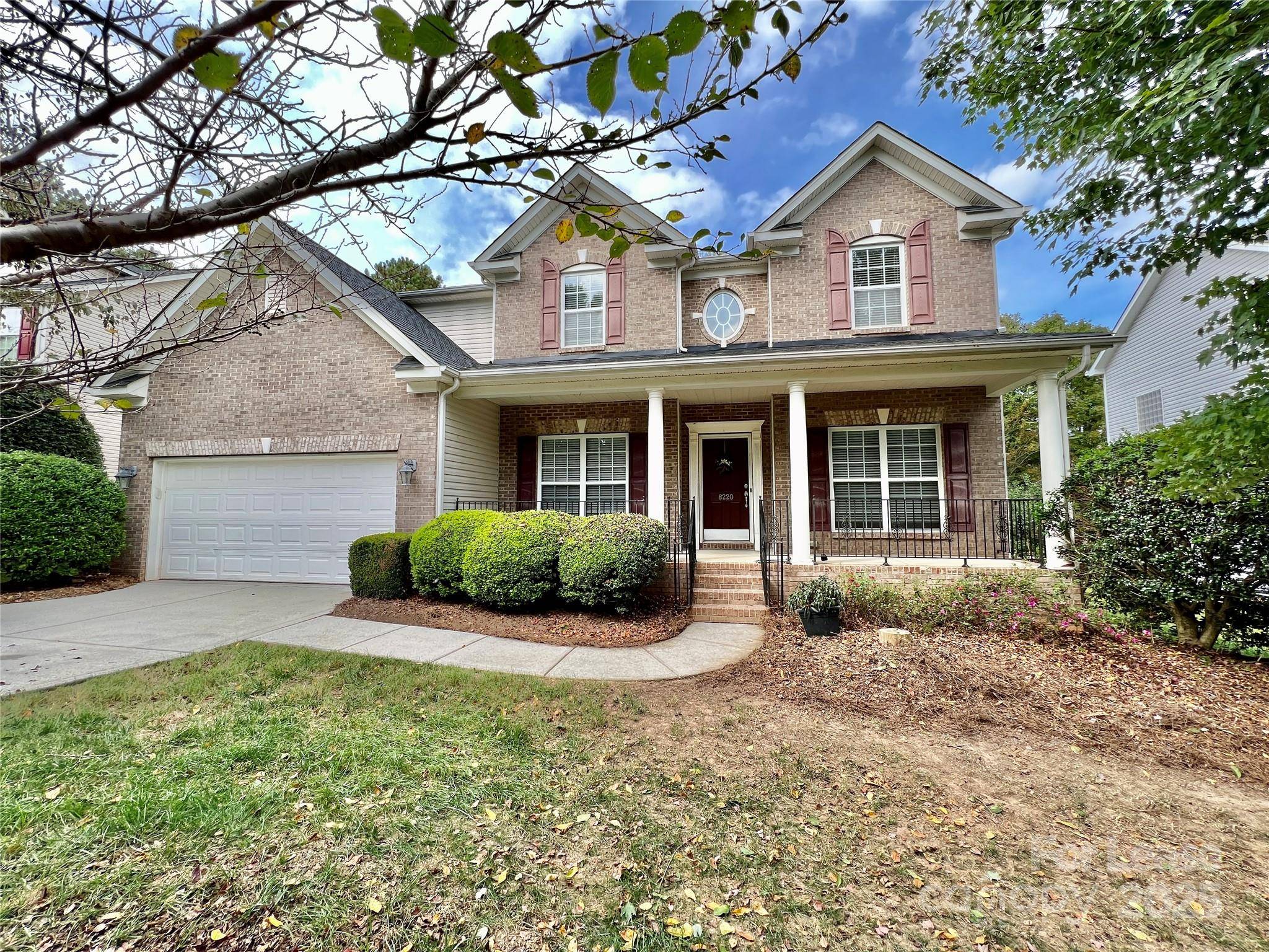 8220 Brisbin DR, Waxhaw, NC 28173