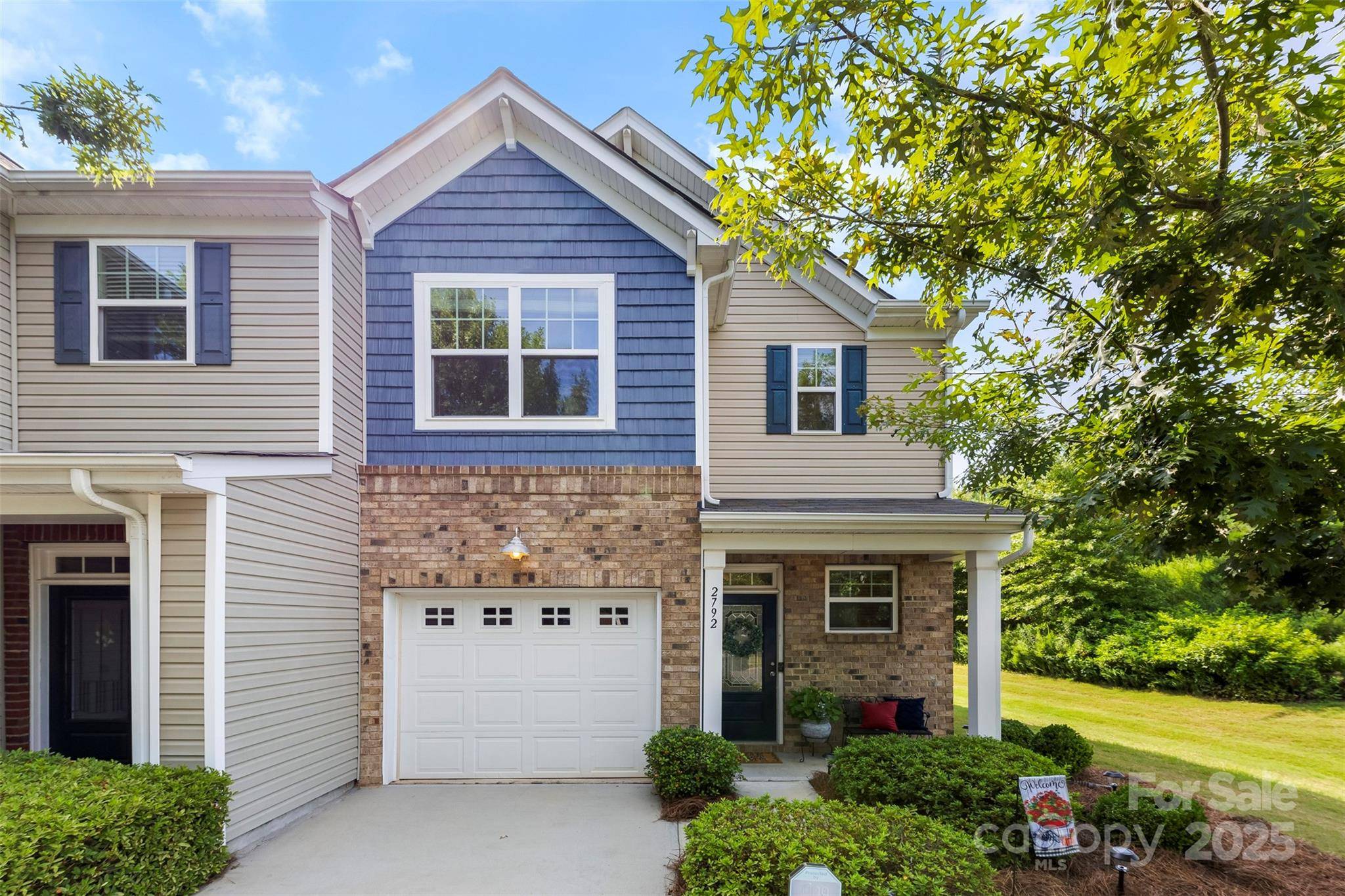 2792 Sawbridge LN, Gastonia, NC 28056