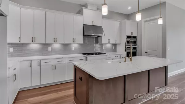 Monroe, NC 28110,1031 Rabbit Hill LN
