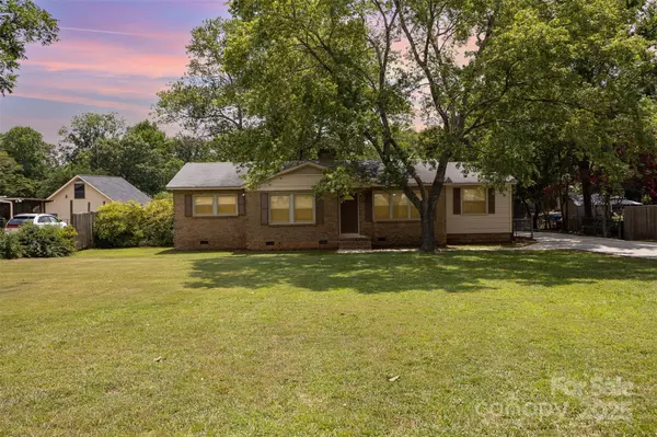 754 Cambridge CIR, Rock Hill, SC 29730