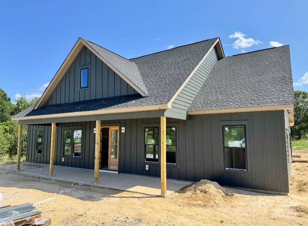 648 Kiser RD, Bessemer City, NC 28016