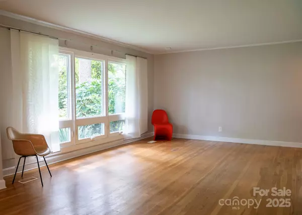 Gastonia, NC 28054,211 Ruby LN