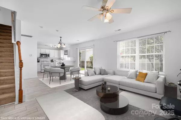 Charlotte, NC 28269,8834 Meadowmont View DR