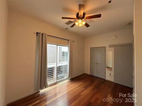 Charlotte, NC 28203,291 Mcdonald AVE