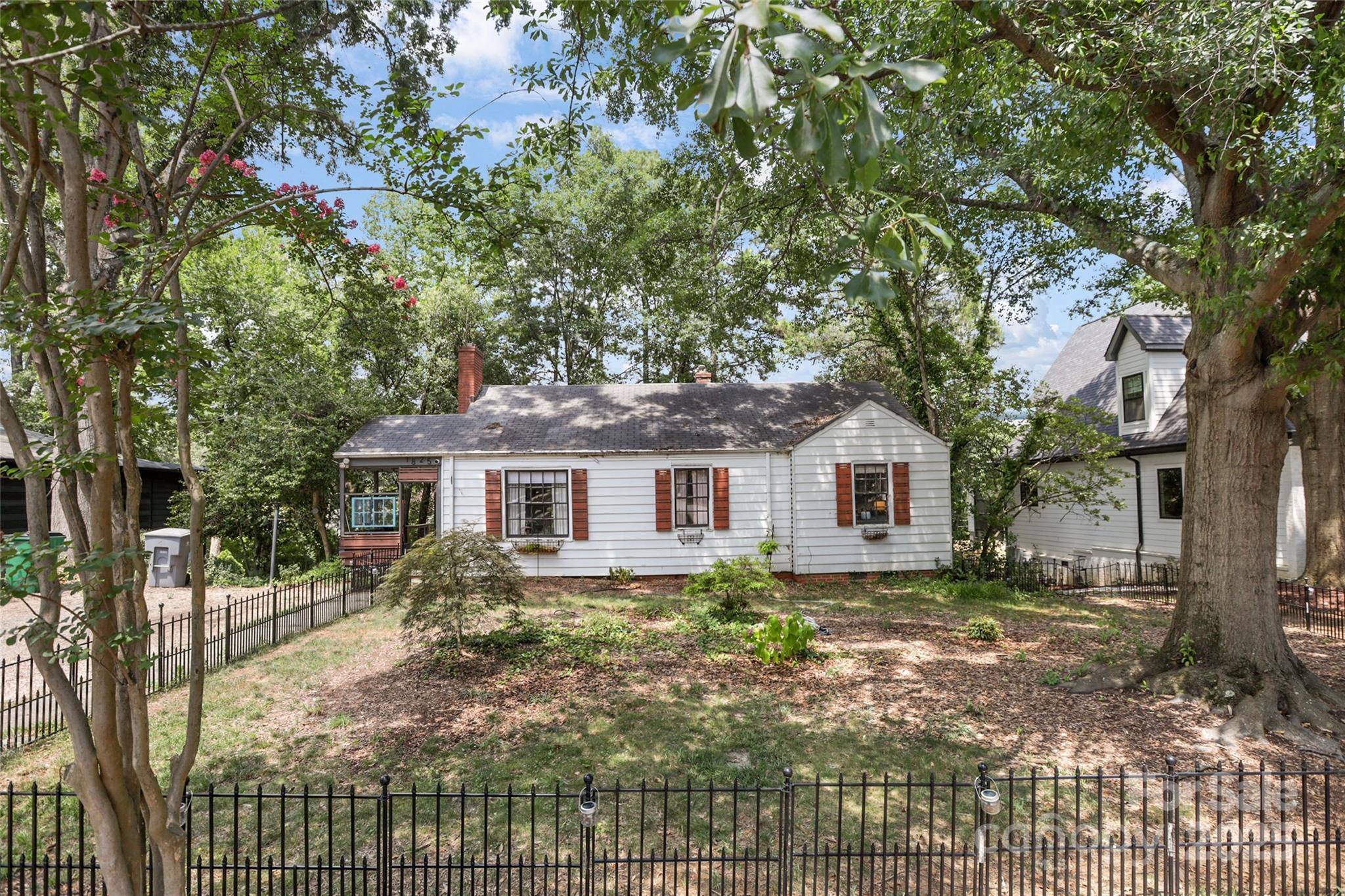 1825 Beckwith PL, Charlotte, NC 28205