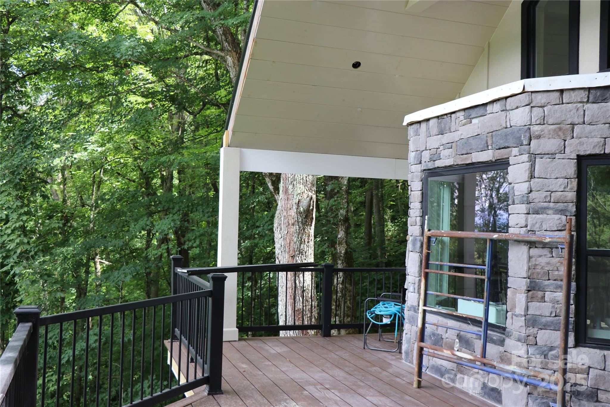 Waynesville, NC 28786,1551 Apple Creek RD