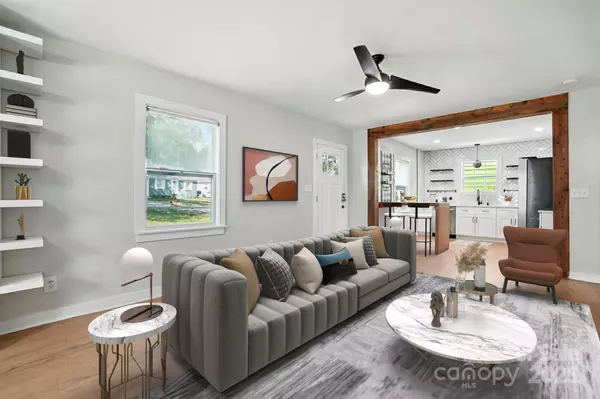 Charlotte, NC 28208,2437 Remount RD