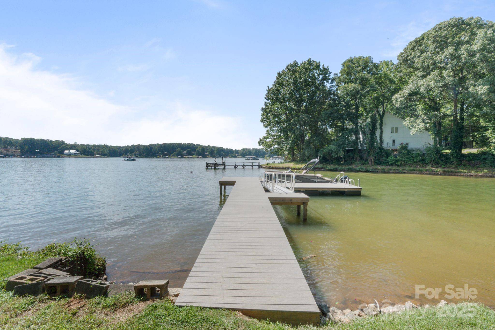 Sherrills Ford, NC 28673,3539 Tee ST