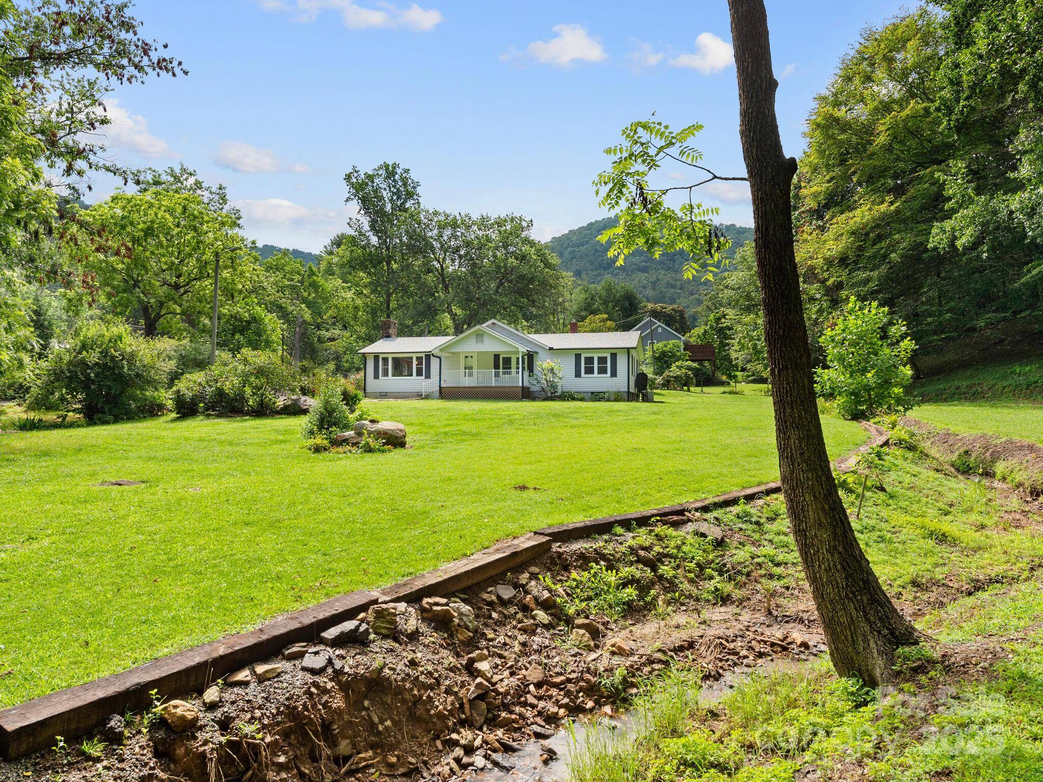 Asheville, NC 28804,91 Rice Branch RD
