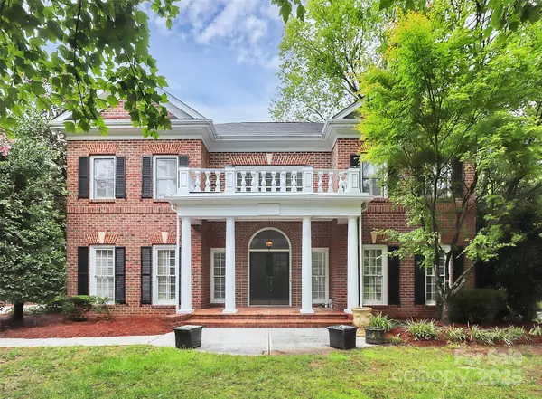 3700 Radbourne BLVD, Charlotte, NC 28269