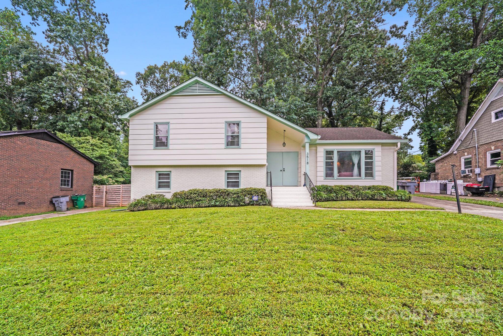 3518 Donovan PL, Charlotte, NC 28215