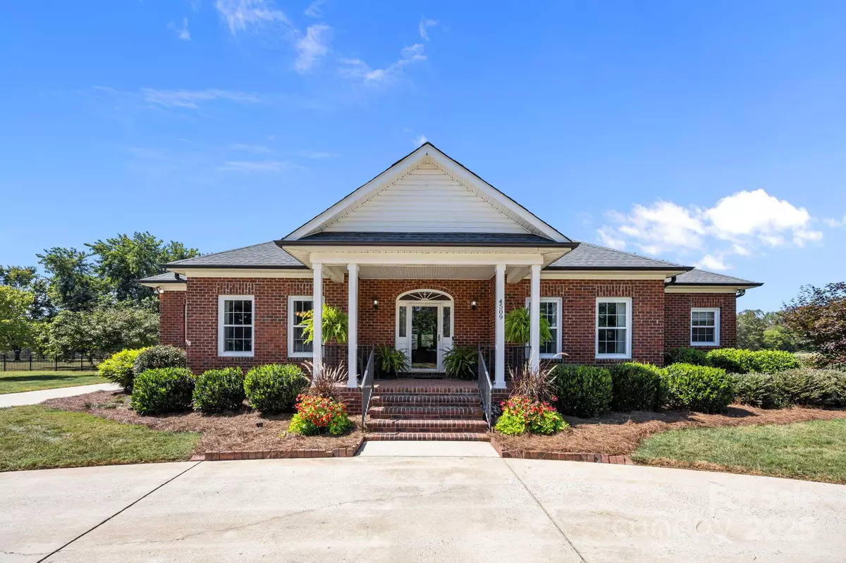 Monroe, NC 28110,4509 Zack RD