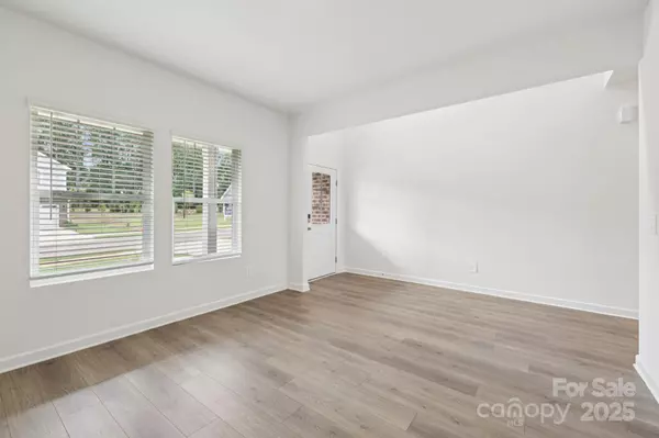 York, SC 29745,332 Hilsaw LN