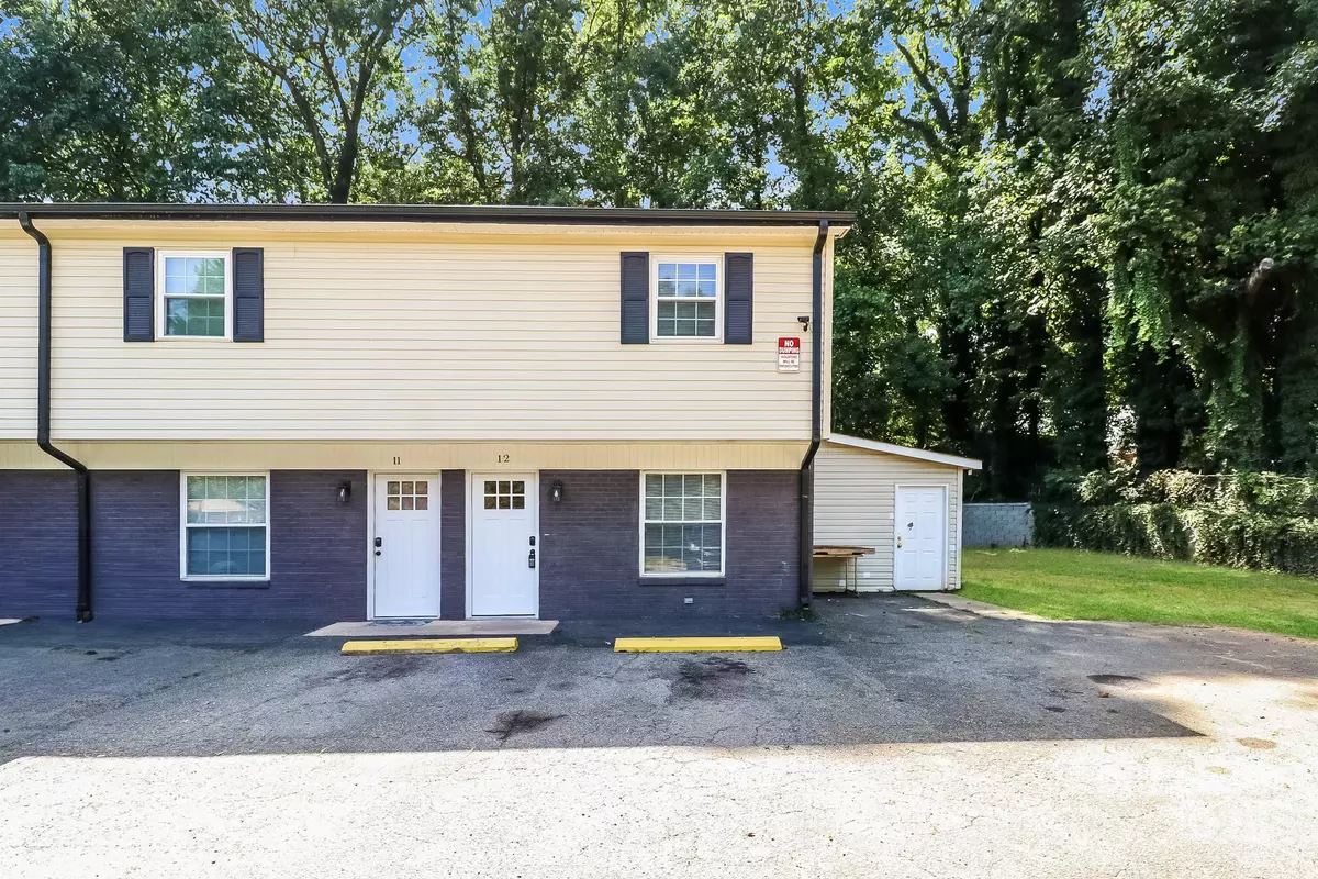 Mount Holly, NC 28120,300 Holly CIR #3