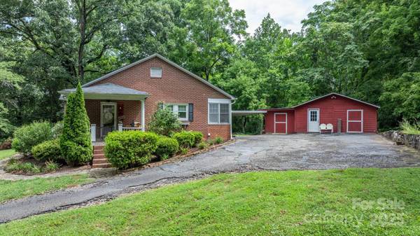 Lenoir, NC 28645,857 Norwood ST SW