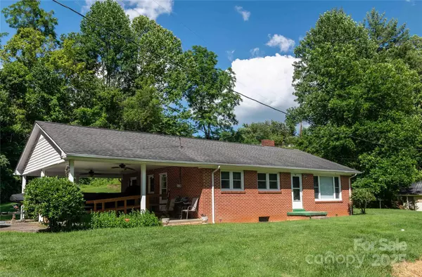 Burnsville, NC 28714,40 Double Island RD