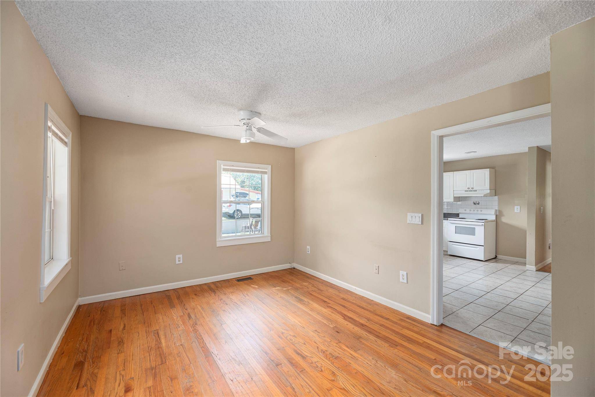Asheville, NC 28803,155 Onteora BLVD