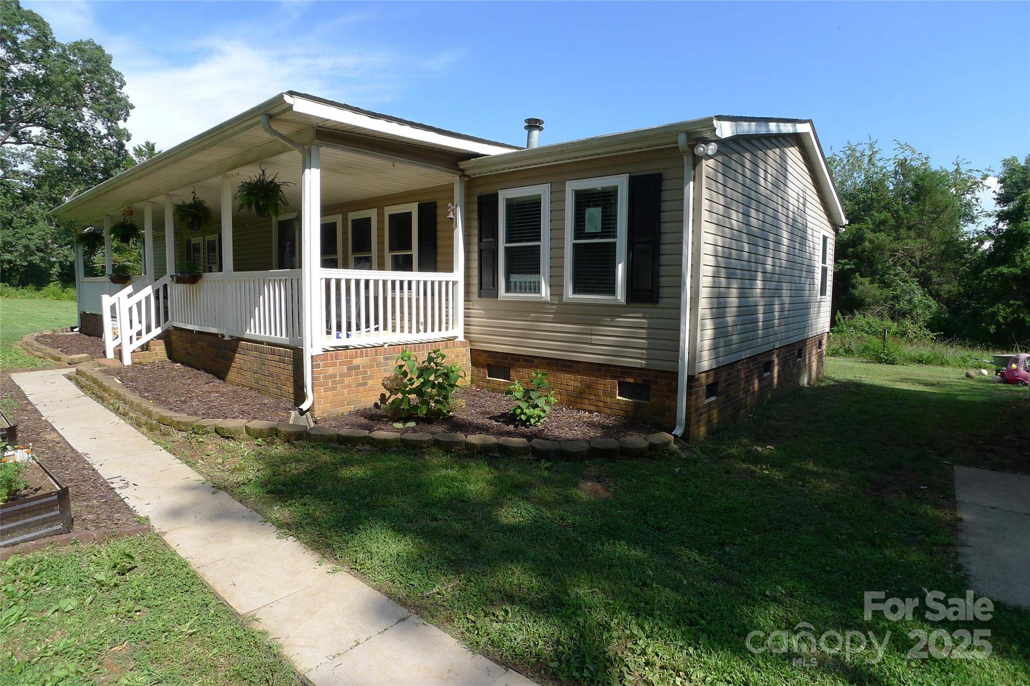 Ararat, NC 27007,145 Abigail TRL #18