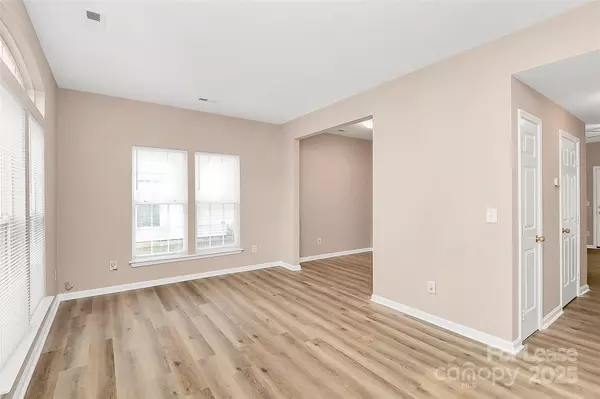 Charlotte, NC 28269,12260 Jessica PL