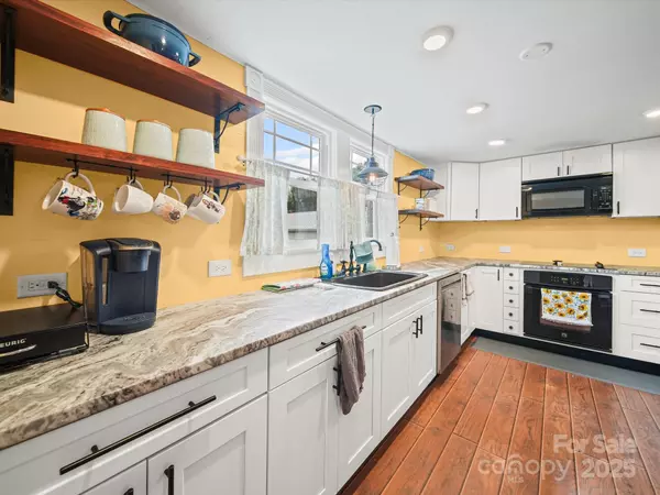 Landis, NC 28088,601 S Chapel ST