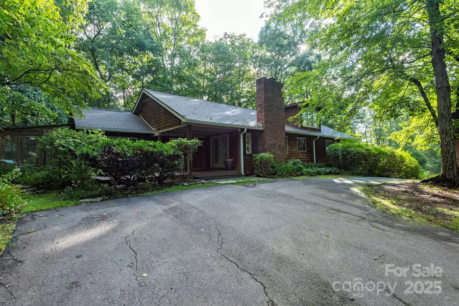 269 Newfound RD, Leicester, NC 28748