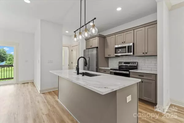 Gastonia, NC 28052,431 W Norment AVE