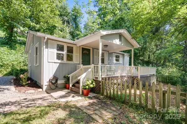 292 Beaucatcher RD, Asheville, NC 28805