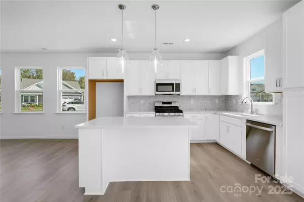 Indian Trail, NC 28079,468 Sunharvest LN