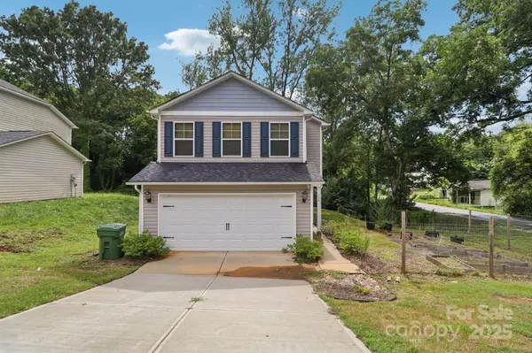100 S Gregory ST, Lancaster, SC 29720