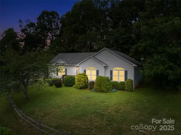 161 Blue Rock RD, Burnsville, NC 28714