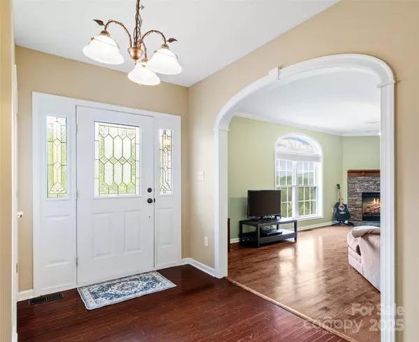 Burnsville, NC 28714,161 Blue Rock RD