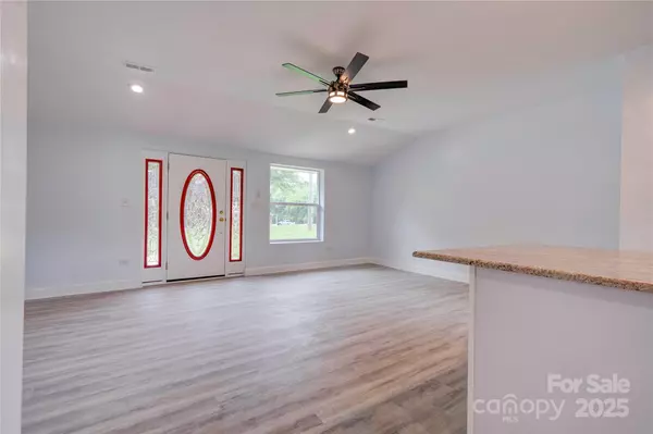 Shelby, NC 28152,245 E College AVE