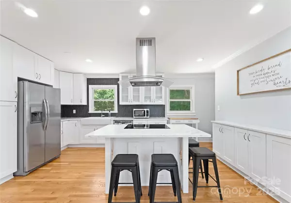 Charlotte, NC 28215,4337 Tipperary PL