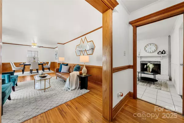 Charlotte, NC 28205,5115 Carriage Drive CIR