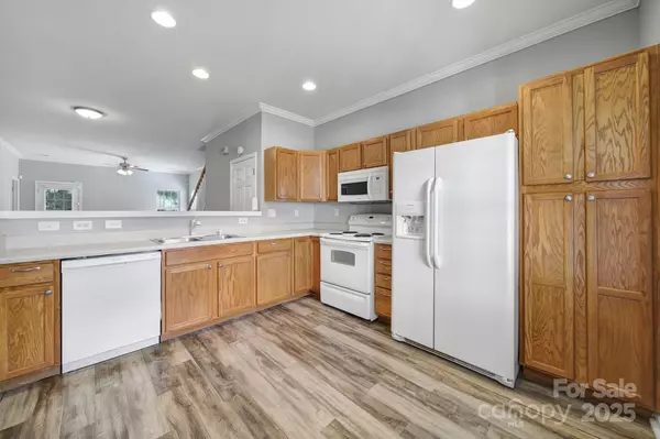 Charlotte, NC 28278,13719 Singleleaf LN