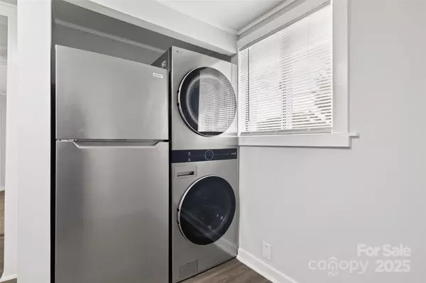 Clover, SC 29710,507 Flat Rock ST